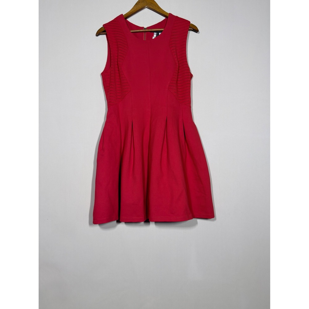 BCBGMAXAZRIA Tulip Dress NWT Red Fit & Flare Sleeveless Size L - Picture 2 of 15